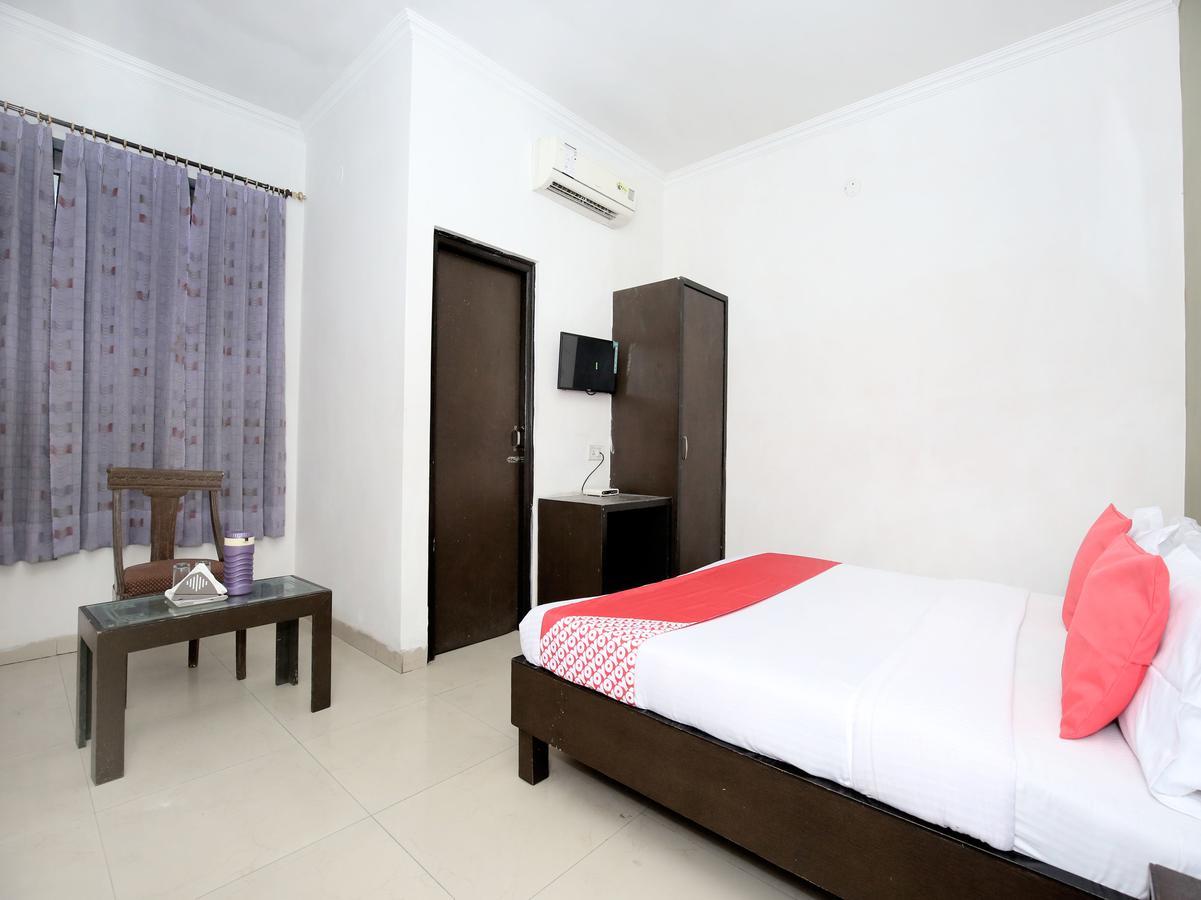 Oyo 12972 Hotel Krishna Castle อัมริตสา ภายนอก รูปภาพ