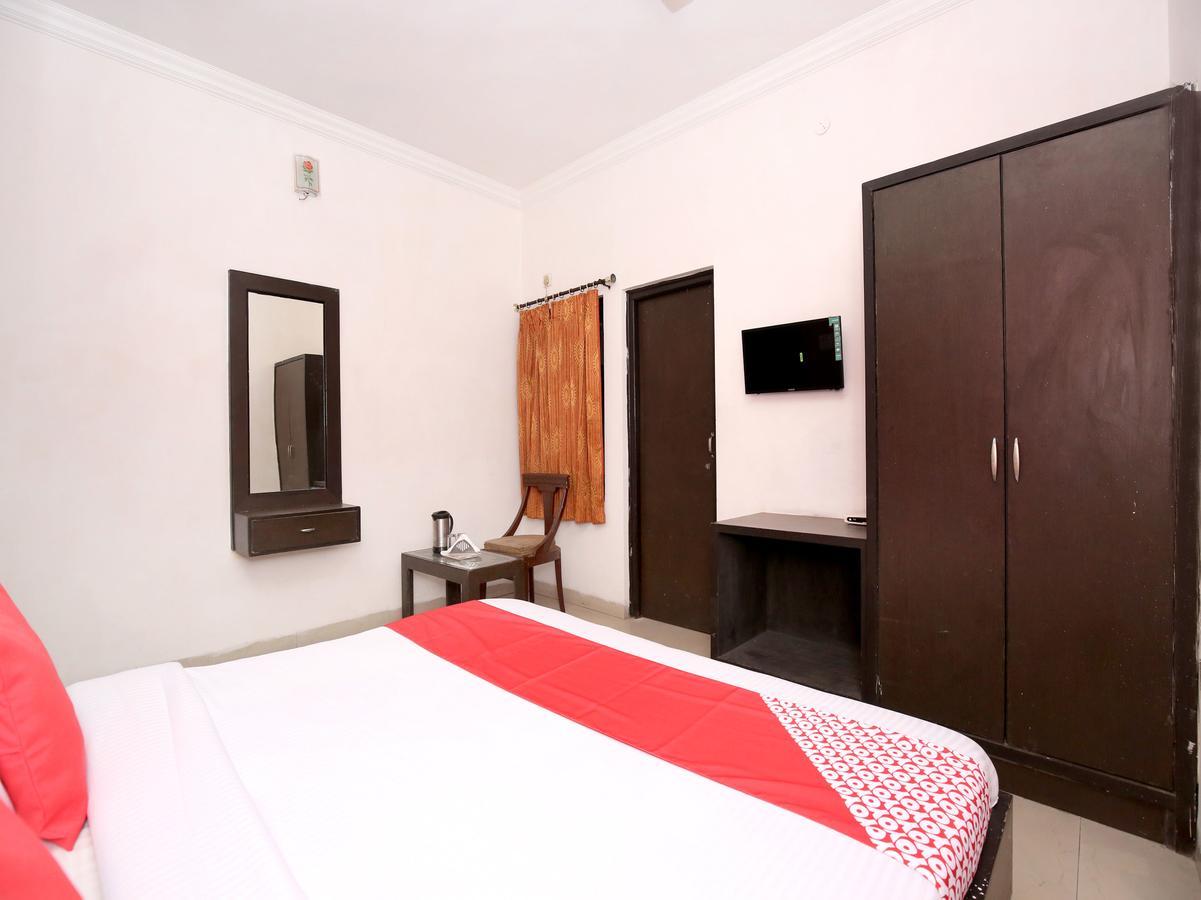 Oyo 12972 Hotel Krishna Castle อัมริตสา ภายนอก รูปภาพ